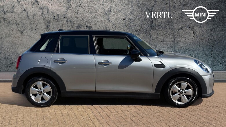MINI Hatchback 1.5 Cooper Classic Premium 5dr Auto Petrol Hatchback